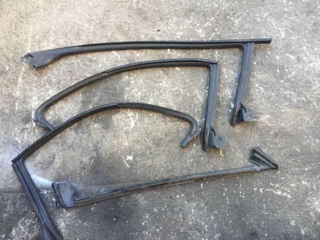 Volkswagen Passat Cc 2014-2016 Çıkma Yedek  Cam Fitili